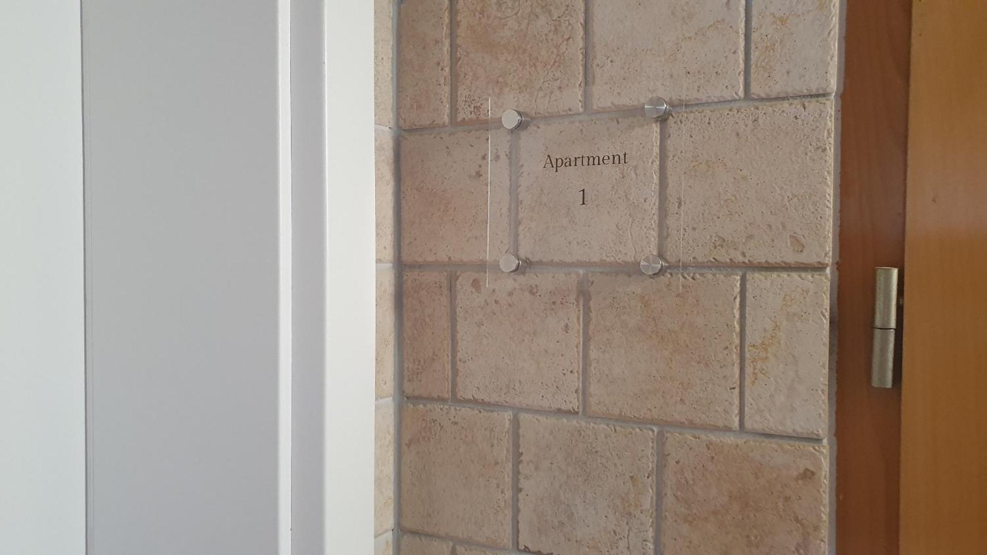 Apartment Gruener Fuerst Mit Sitzecke Im Innenhof & Naehe Park & Erdgeschoss Бад Мускау Екстериор снимка